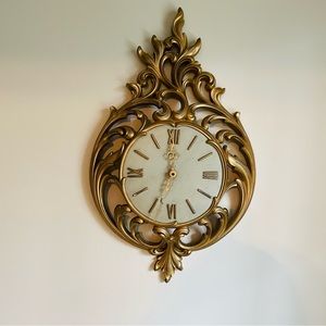 Vintage 1960s Mid Century Gold Ornate Syroco Wall Clock - 23.25“ by 14.25”